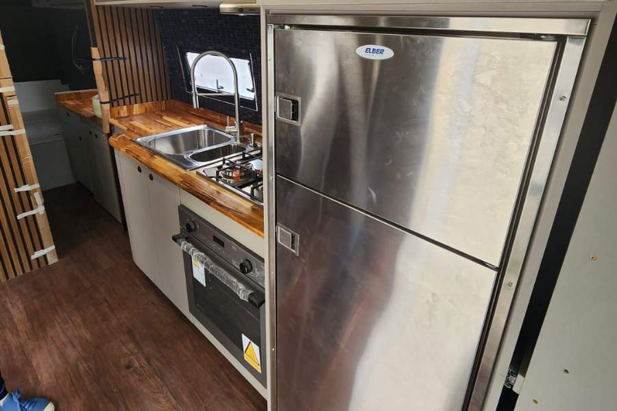 MOTORHOME VOLARE V8L 4x4 2022