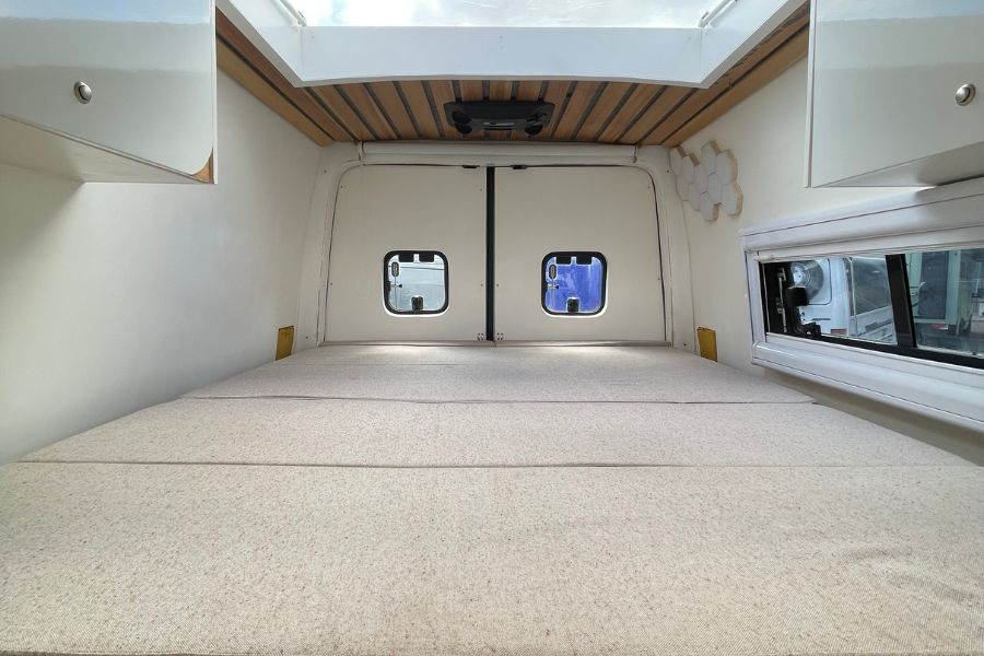 Globe Motorhomes Motorhome Sprinter 516