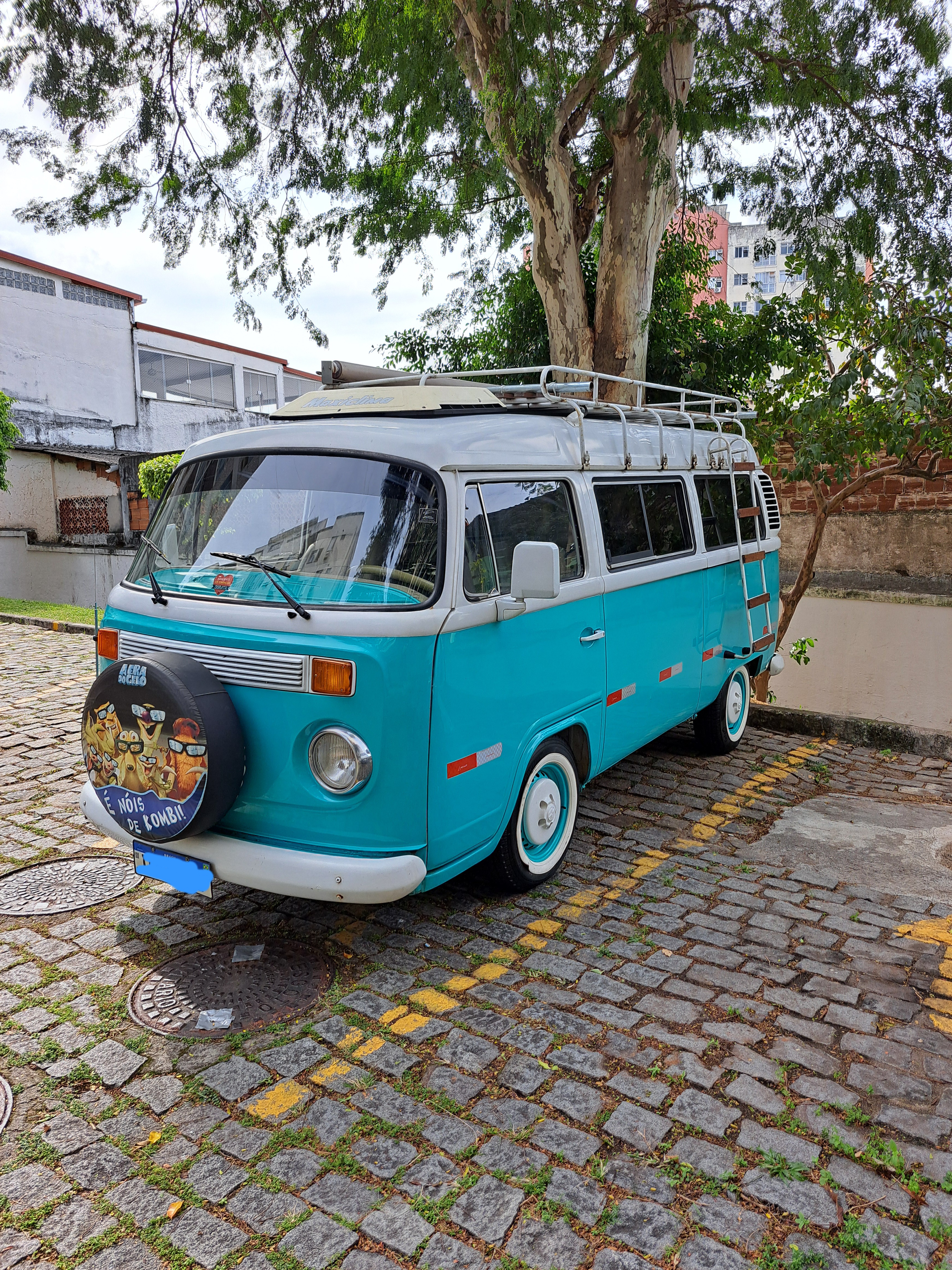 Artesanal Kombi Home