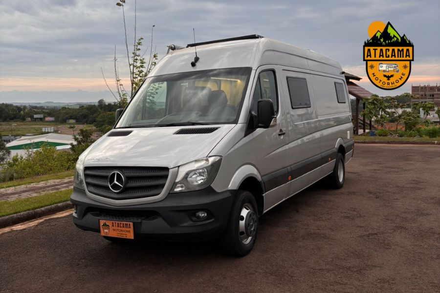 ATACAMA MOTORHOME Sprinter 515 rodado duplo Extra Longa e Teto Alto	