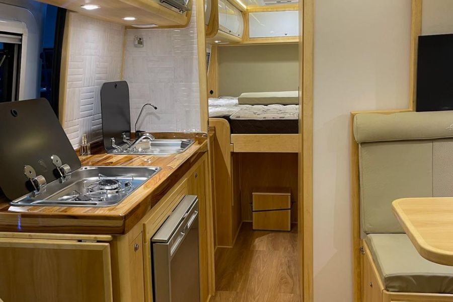 Santo Inacio Sprinter 416 Hi Tech