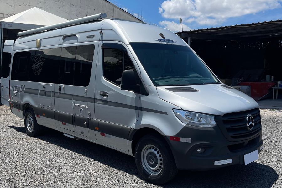 Globe Motorhomes Motorhome Sprinter 416 Hi-tech 6.9